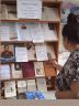 25.07.2026 беседа у книжной полки ПРОСТО ГЕНИЙ-1.JPG